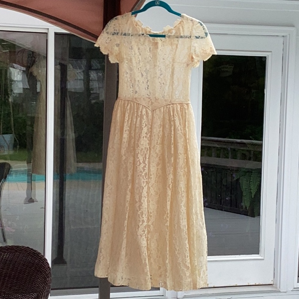 Vintage wedding dress 1940s